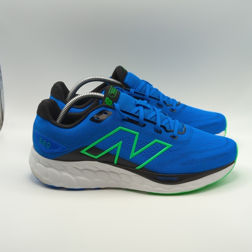 New Balance Fresh Foam 680 v8 Running Shoes Mens Size 9 Blue 4E Wide Athletic